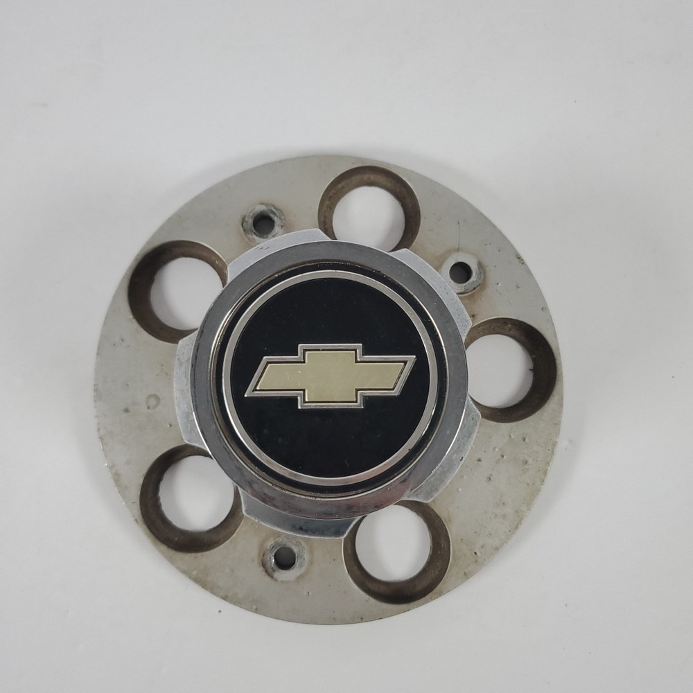 USED OEM Chevy 1976-1995 Silverado C10 5 Lug Metal Center Cap 15649144